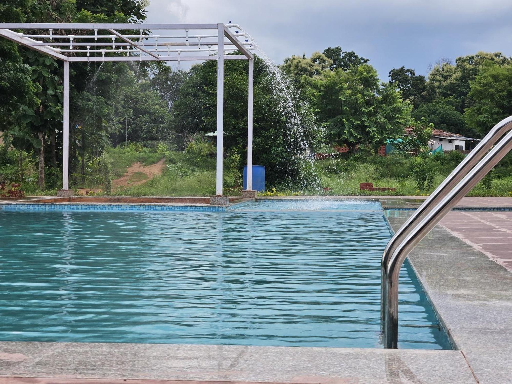 Wow Stayz2 Pachmarhi Foothill Cottages Экстерьер фото