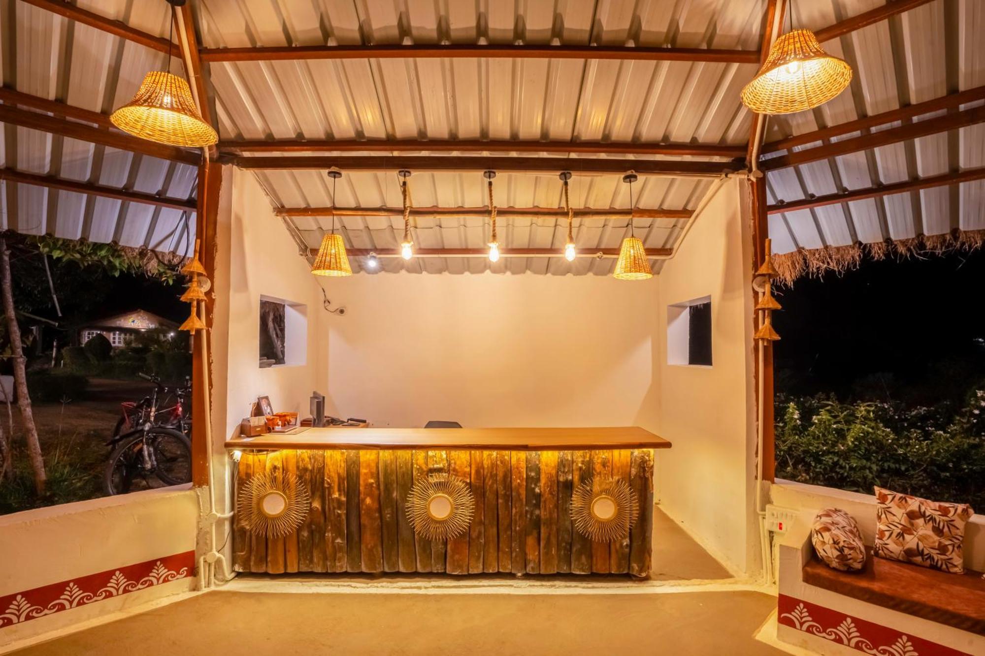 Wow Stayz2 Pachmarhi Foothill Cottages Экстерьер фото