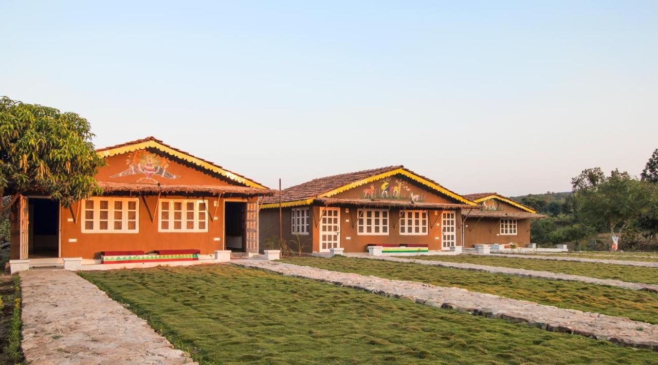 Wow Stayz2 Pachmarhi Foothill Cottages Экстерьер фото